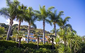 Tropis Hotel
